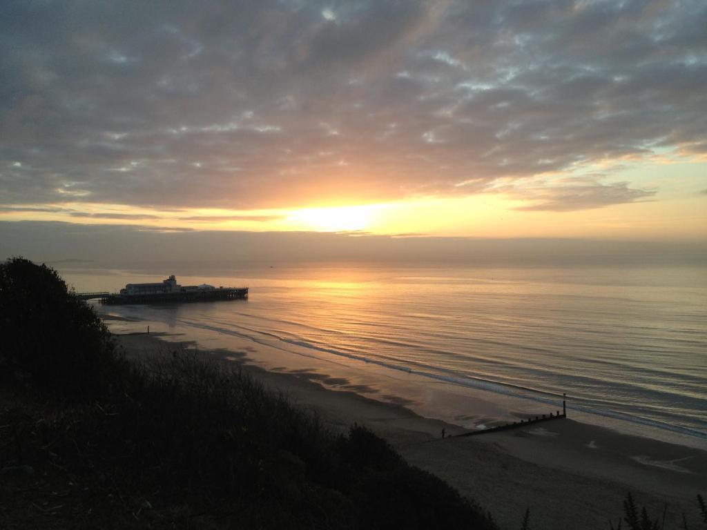 Travelrest Centre Seafront Bournemouth Exterior foto
